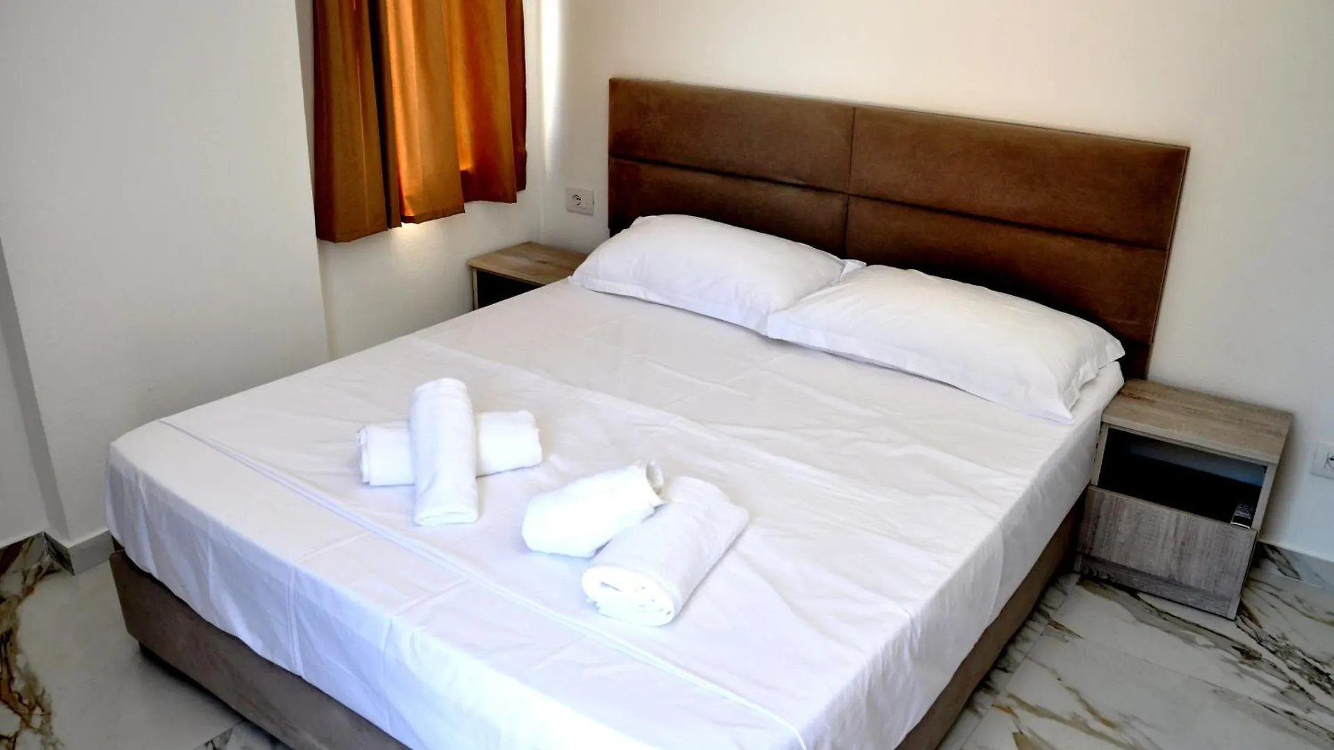 Star Holiday Apartments Golem