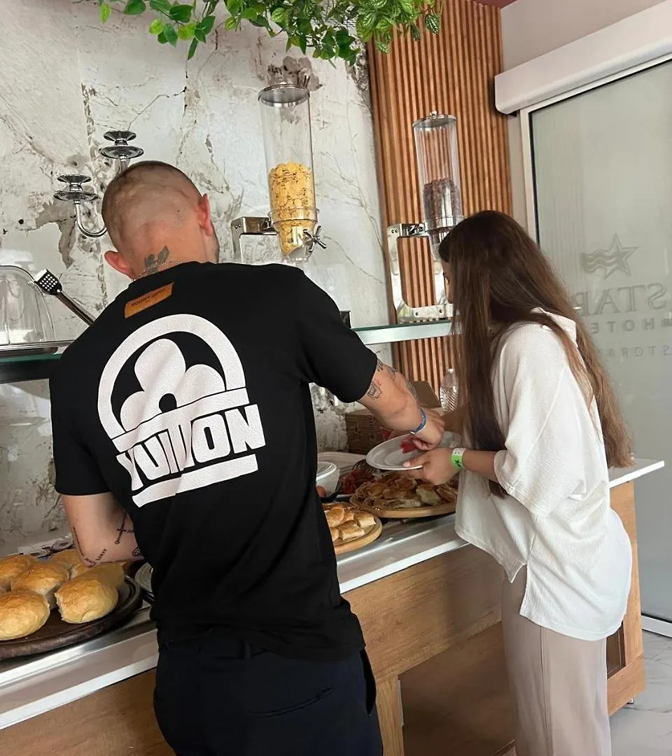 Star Hotel & Restaurant Голем